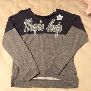 Maple leafs sweater